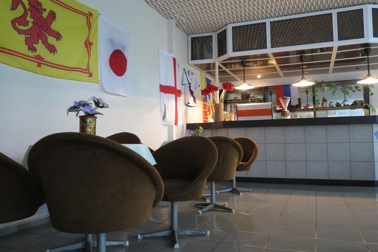 Hotel Tango غولدن ساندز المظهر الخارجي الصورة